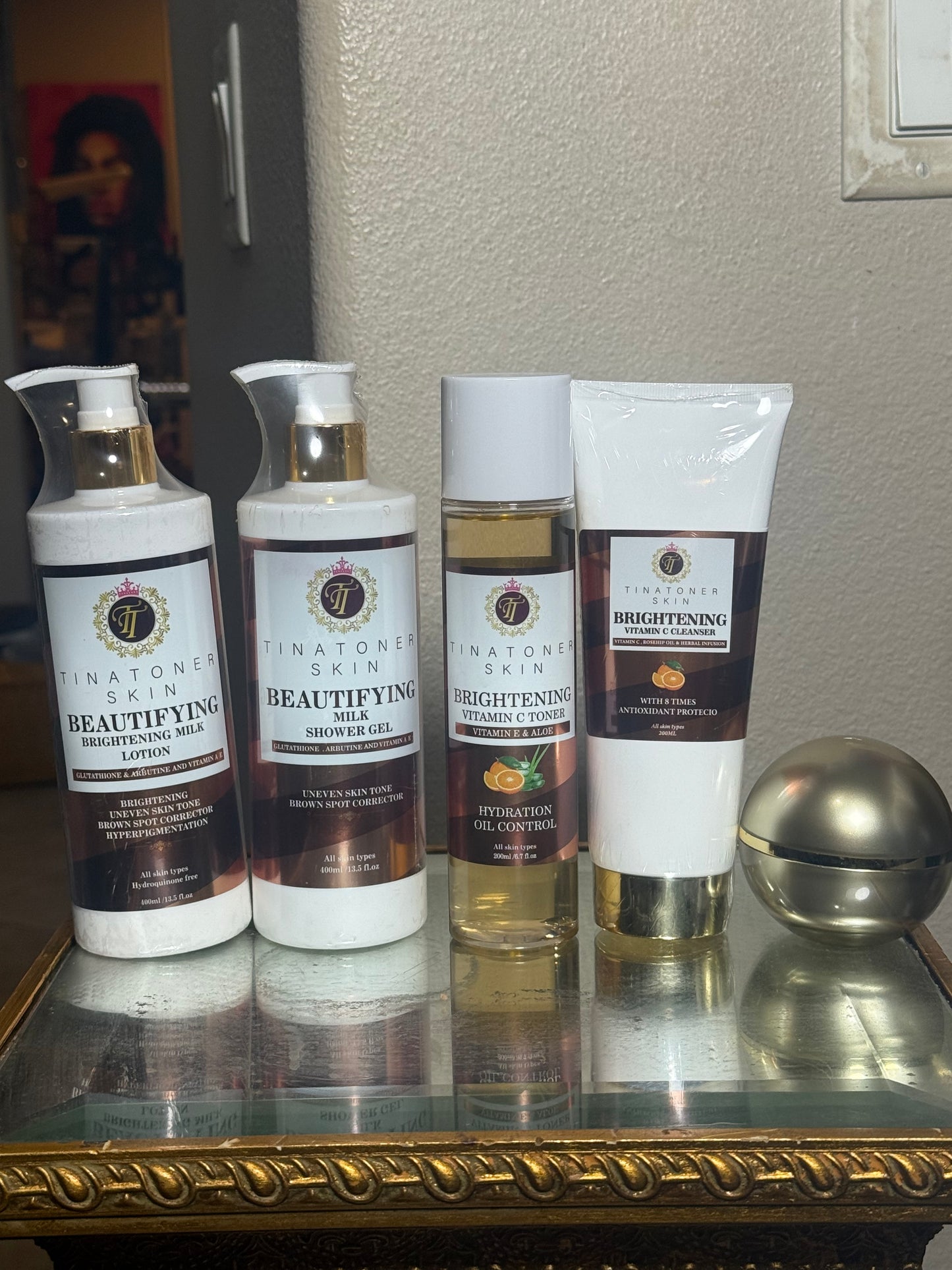 BLACK FRIDAY DEAL. EXTRA BEAUTIFYING BRIGHTENING (  complete  combo ) BODY LOTION SET 6 plus free mug