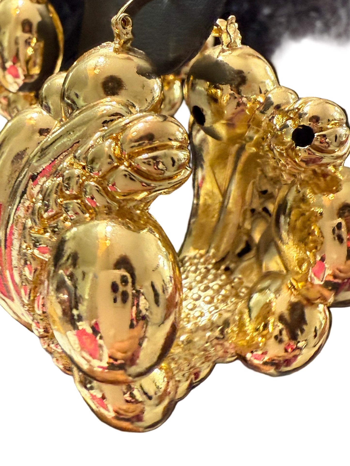 Round Gold plated. Bold earring