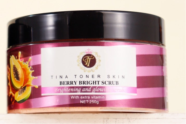 BERRY BRIGHT SCRUB   WITH PAPAYA AND TOMATOES scrub